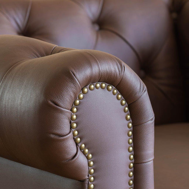 Chester Nojatuoli nahalla