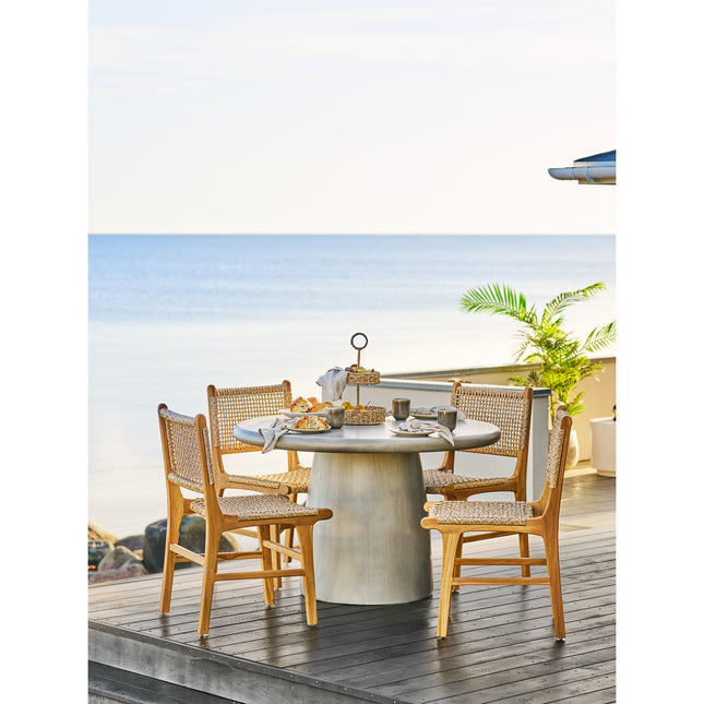 Bonnet – moderni ja kestävä ulkoruokapöytä terassille