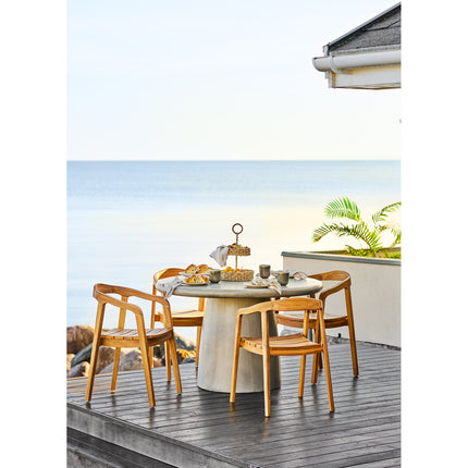 Bonnet – moderni ja kestävä ulkoruokapöytä terassille