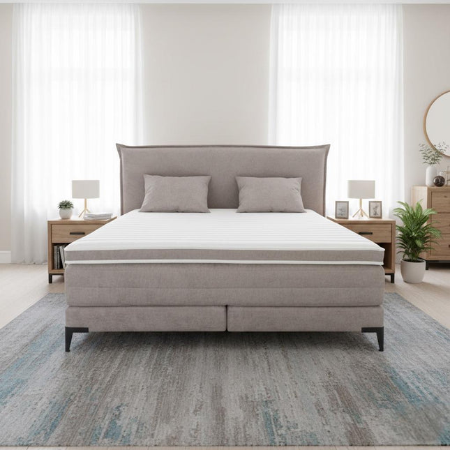 Oasis amerikansk säng 140-160-180x200 cm