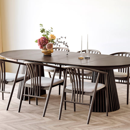 Osaka ruokailuryhmä 120–240 cm ruskea + 6 Agustin ruokatuolia