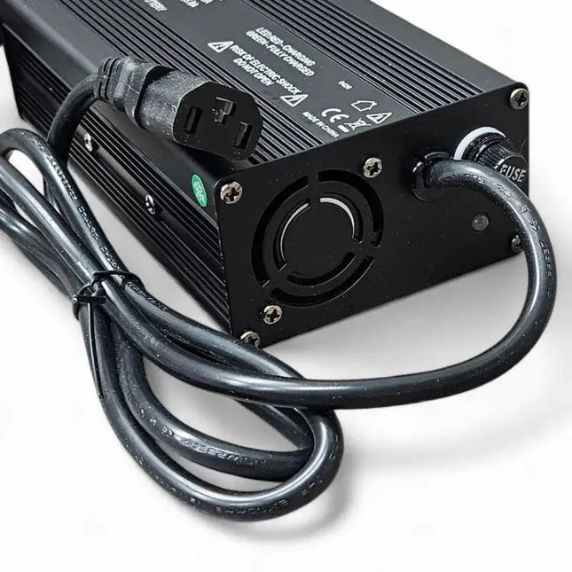  Sähköskootterin 6A Pikalaturi laturi ec8633-2.myshopify.com E-GO varaosat