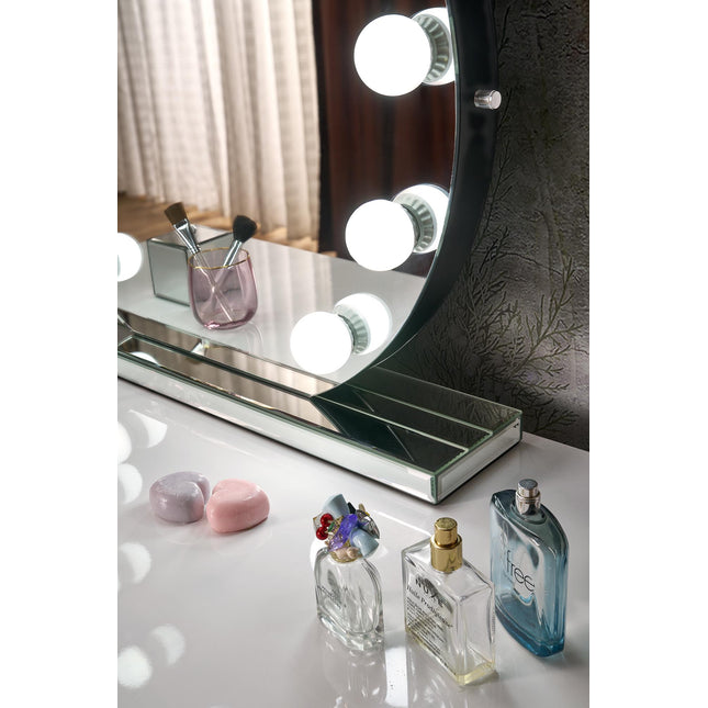 Säde pöytäpeegel 70x70 cm — hõbe LED