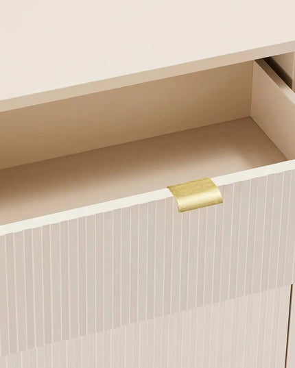 Björk lipasto 154 cm – beige, kultaiset vetimet - KalusteDuo_Huonekaluliike_lipasto