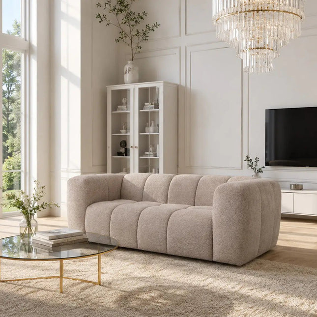 Duffy 2‑istuttava sohva - beige tai harmaa teddy kangas - KalusteDuo_Huonekaluliike_2-istuttava sohva