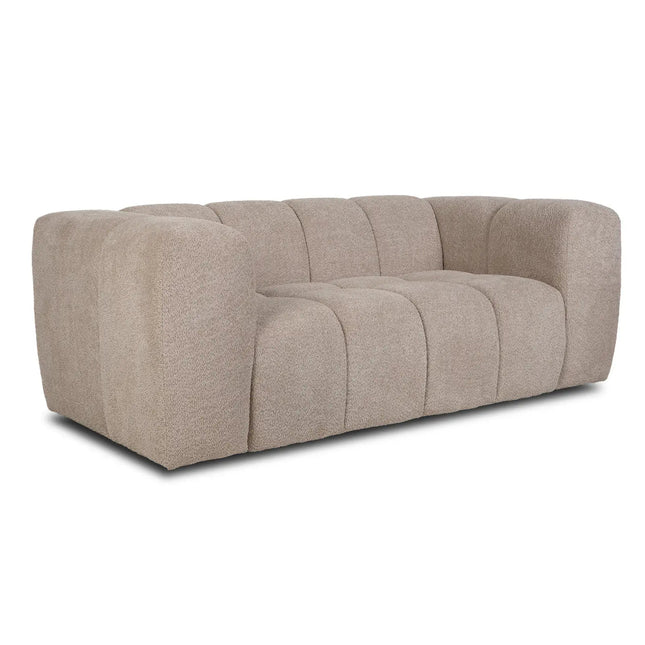 Duffy 2‑istuttava sohva - beige tai harmaa teddy kangas - KalusteDuo_Huonekaluliike_2-istuttava sohva
