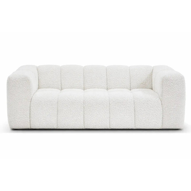 Duffy 3‑istuttava sohva - beige tai valkoinen teddy kangas - KalusteDuo_Huonekaluliike_3 istuttava sohva