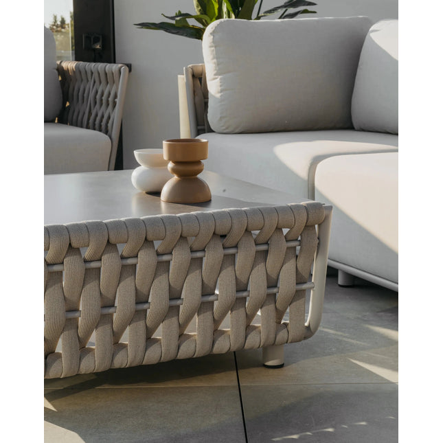 Hug 3‑istuttava sohva – Couture Jardin | Modulaarinen premium‑ulkosohva - KalusteDuo_Huonekaluliike_3 istuttava sohva
