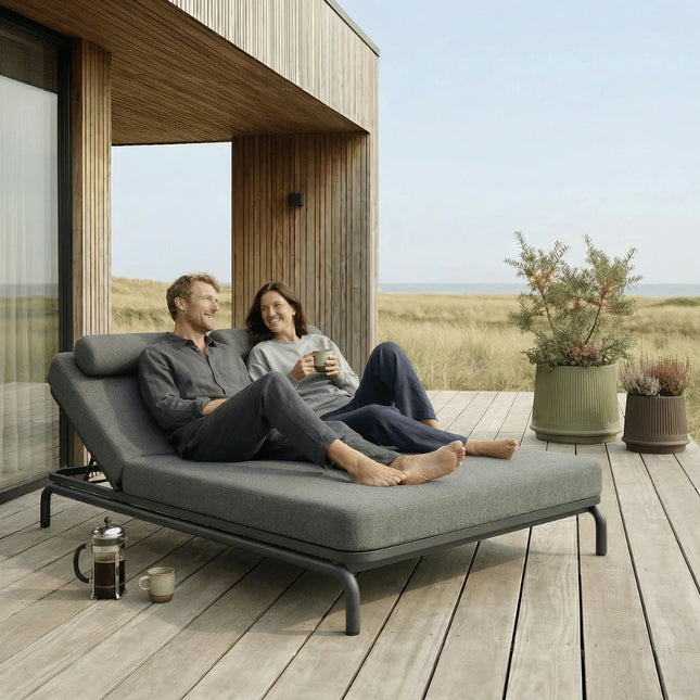 Kirra Double Sunbed - hiekka tai harmaa väri - KalusteDuoHuonekaluliikeAurinkovuode