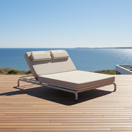 Kirra Double Sunbed - hiekka tai harmaa väri - KalusteDuoHuonekaluliikeAurinkovuode