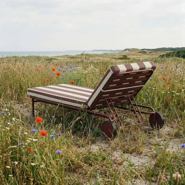 Mollis Sunbed Chestnut - aurinkosänky ulkokäyttöön - KalusteDuo_Huonekaluliike_Aurinkovuode