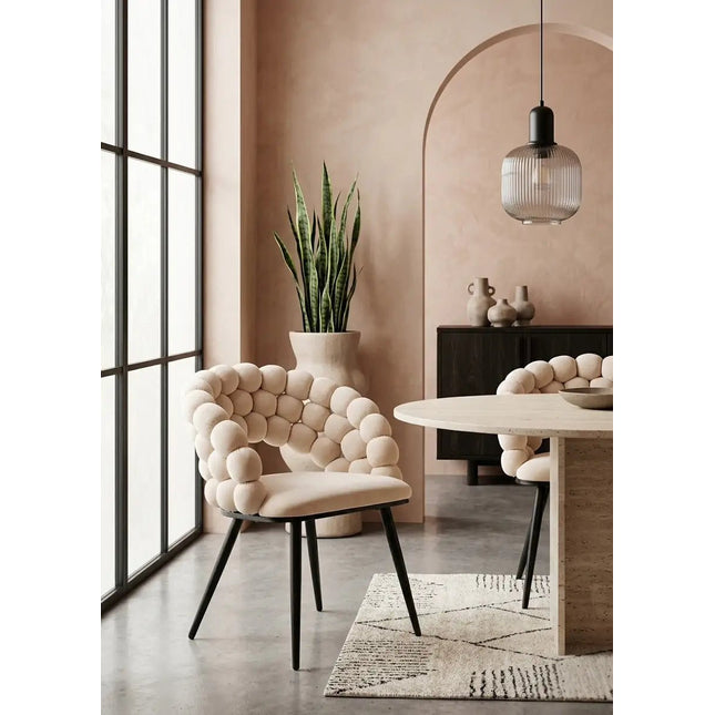 Mondo tuoli - vaalea beige sametti - KalusteDuo_Huonekaluliike_Ruokatuoli