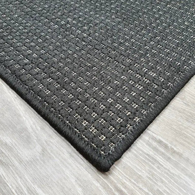 Saila musta - KalusteDuoHuonekaluliikeMatto