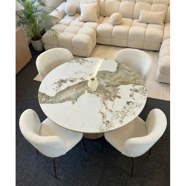 Sevilla ruokailuryhmä - pöytä + 4 Teddy tuolia - KalusteDuoHuonekaluliikeRuokailuryhmä