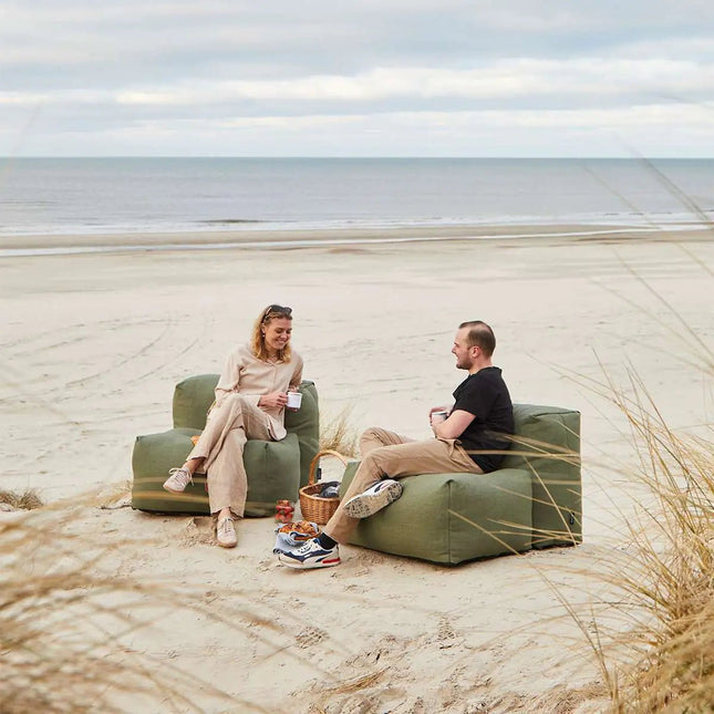 Soft Sofa Outdoor – 2 Seater | Pehmeä ulkosohva 4 värissä - KalusteDuo_Huonekaluliike_ulkosohva